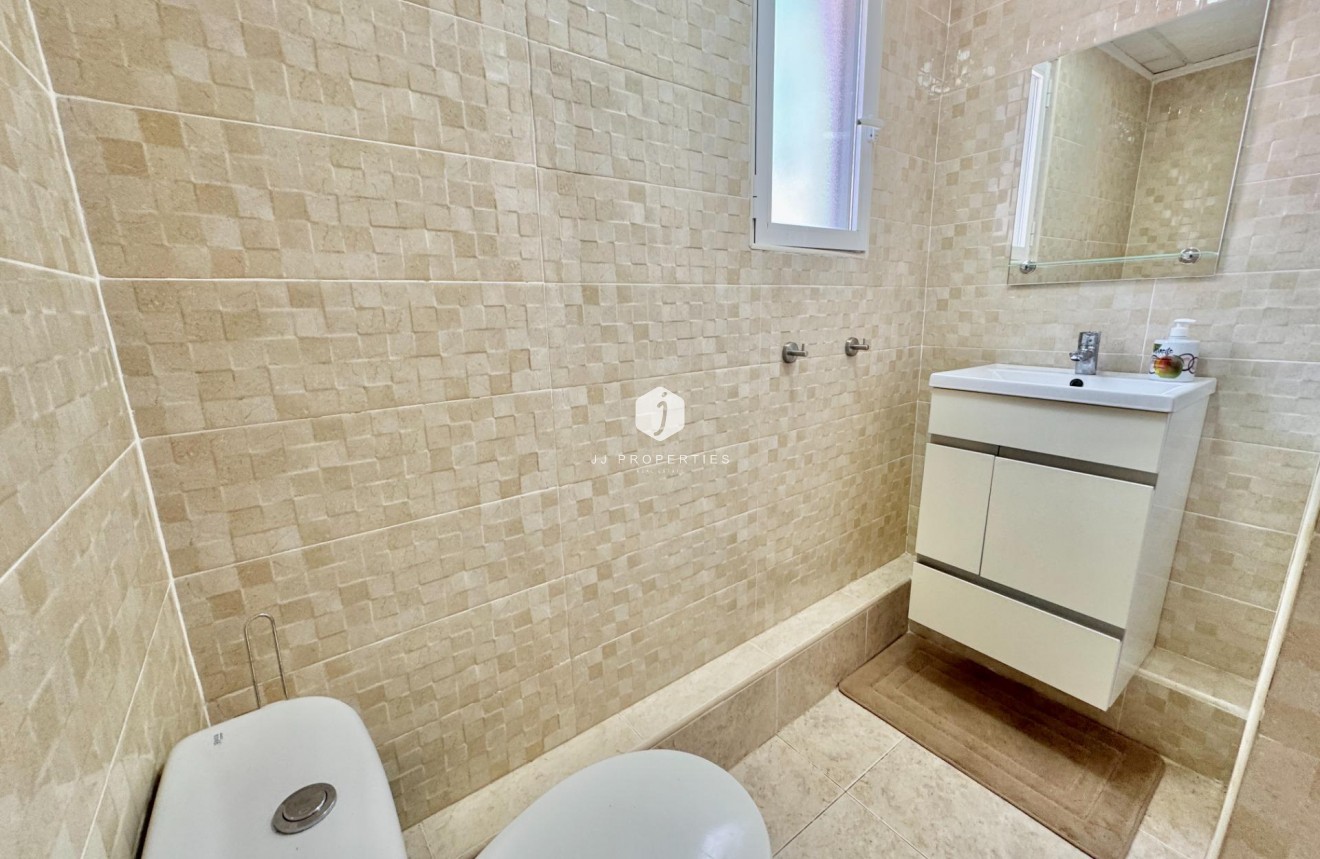 Z drugiej ręki - Villa -
Dolores - Comunidad Valenciana