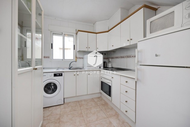 Resale - Bungalow -
Torrevieja - La Siesta - El Salado - Torreta