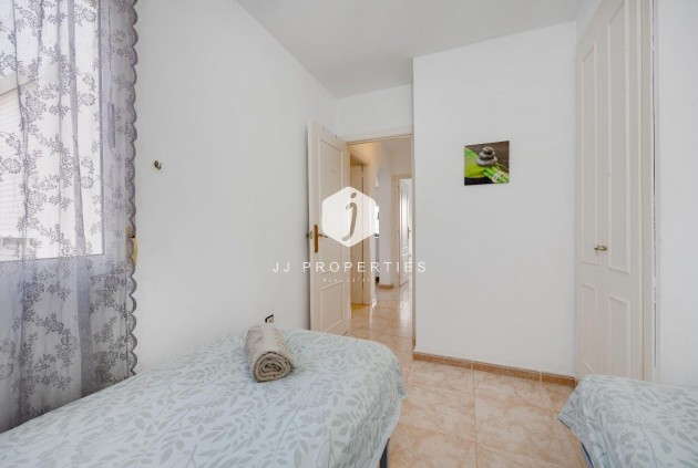 Resale - Bungalow -
Torrevieja - La Siesta - El Salado - Torreta