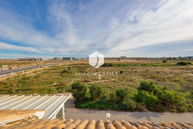 Resale - Bungalow -
Torrevieja - La Siesta - El Salado - Torreta