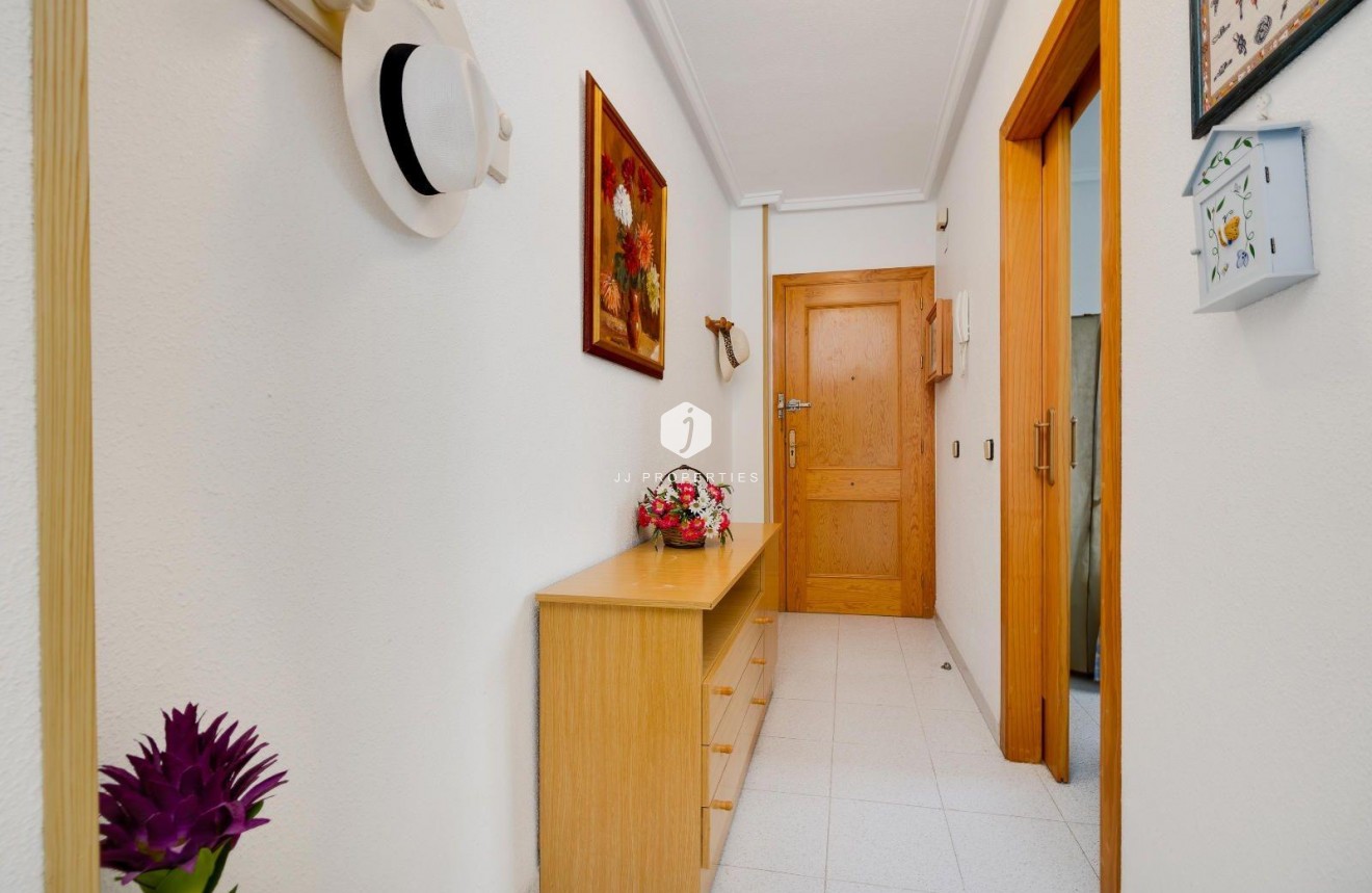 Aus zweiter Hand - Wohnung -
Torrevieja - Acequion