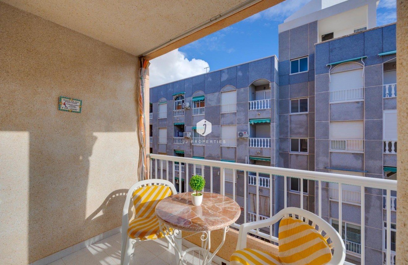 Aus zweiter Hand - Wohnung -
Torrevieja - Acequion