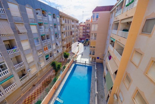 Aus zweiter Hand - Wohnung -
Torrevieja - Acequion