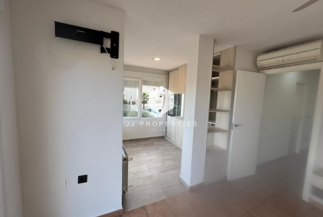 Tweedehands - Villa -
Orihuela Costa - Villamartín-las Filipinas