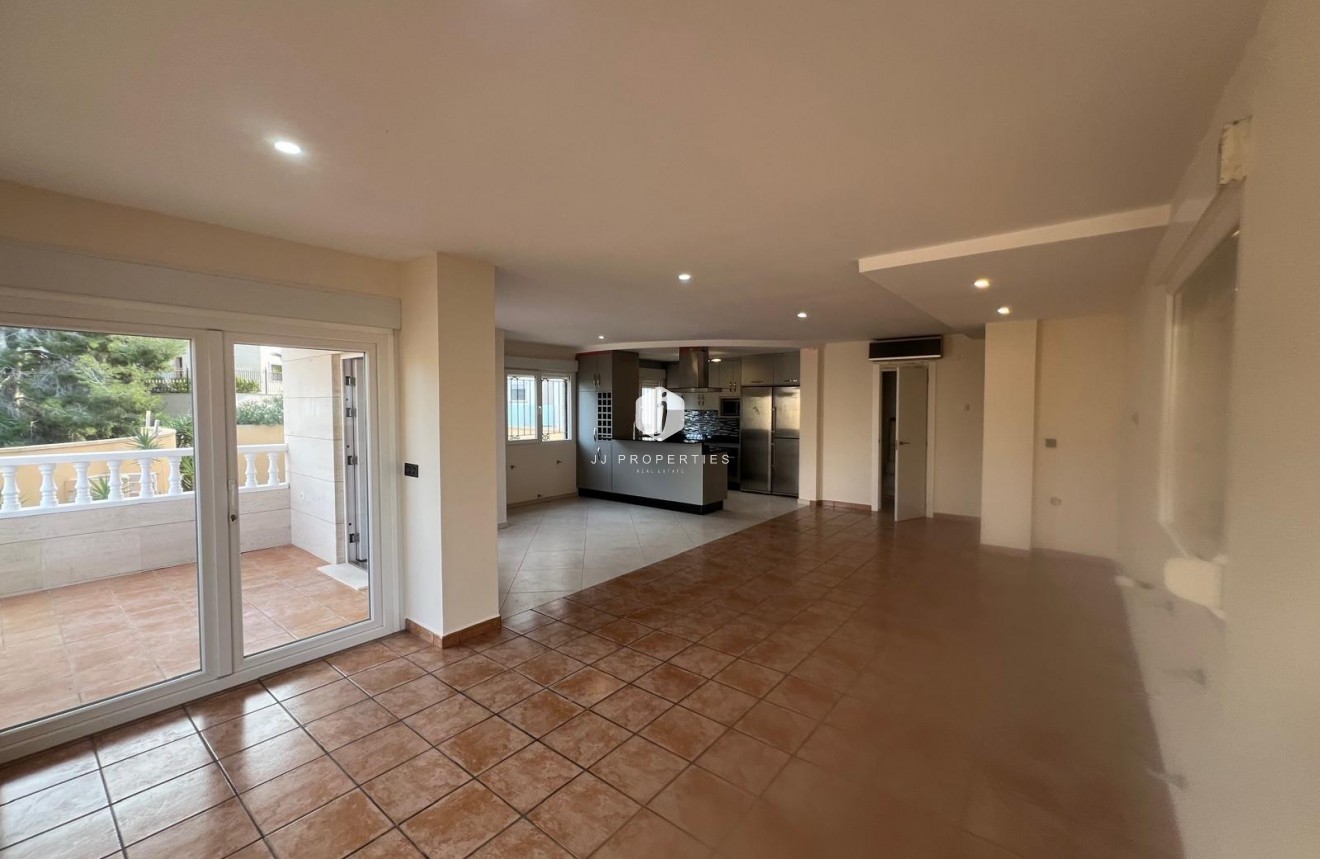 Tweedehands - Villa -
Orihuela Costa - Villamartín-las Filipinas