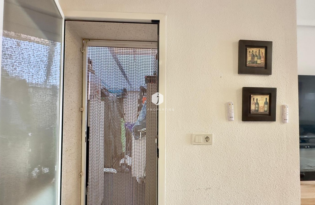 Segunda mano - Bungalow -
Torrevieja - Torreblanca