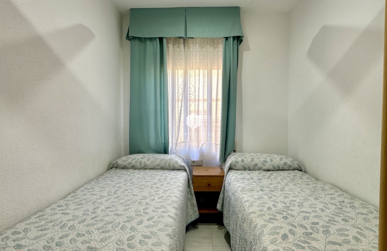 Segunda mano - Apartamento / piso -
Orihuela Costa - Costa Blanca