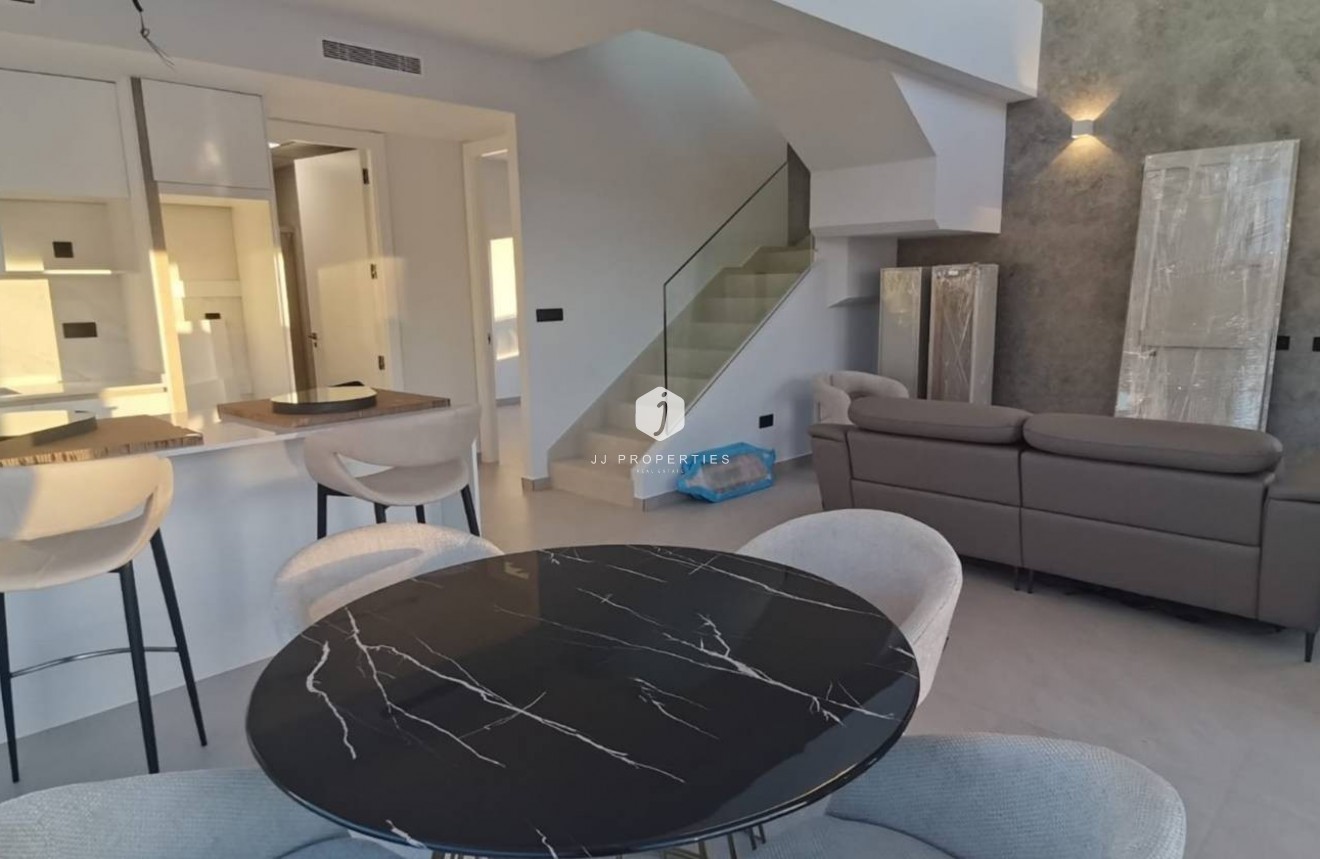 Segunda mano - Villa -
Los Montesinos - Costa Blanca