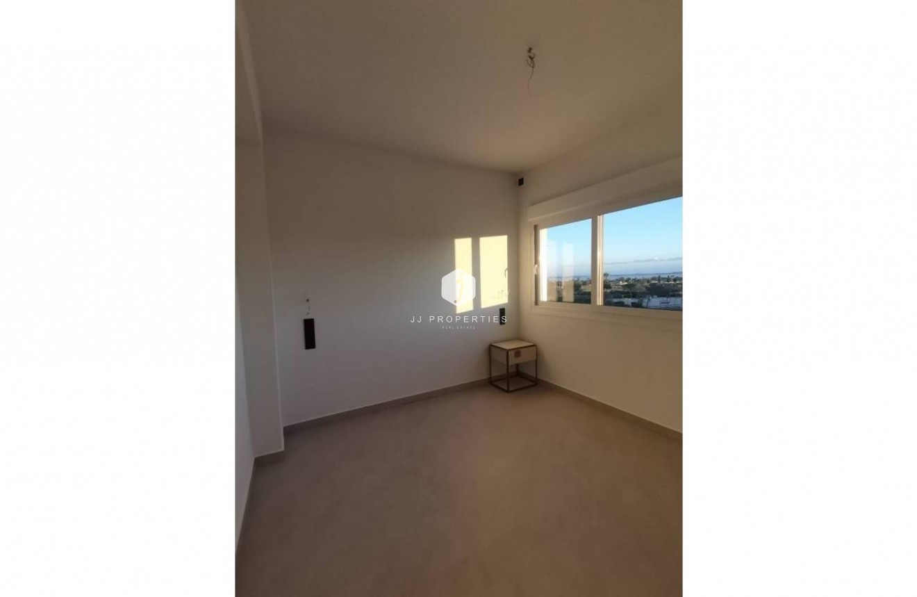 Segunda mano - Villa -
Los Montesinos - Costa Blanca