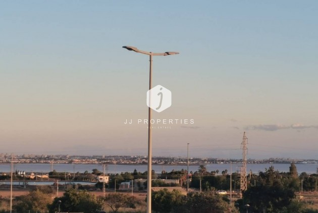 Segunda mano - Villa -
Los Montesinos - Costa Blanca