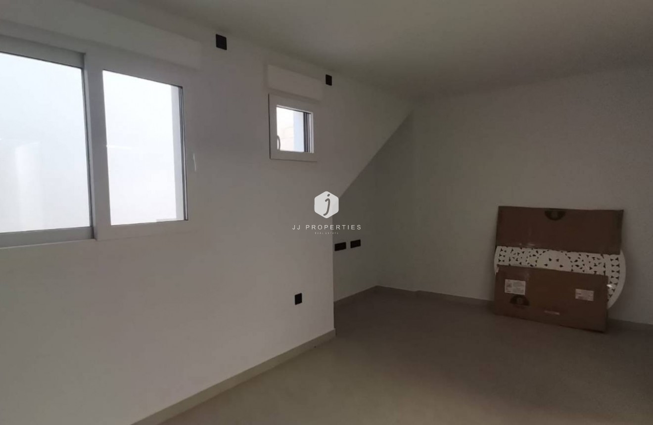 Segunda mano - Villa -
Los Montesinos - Costa Blanca