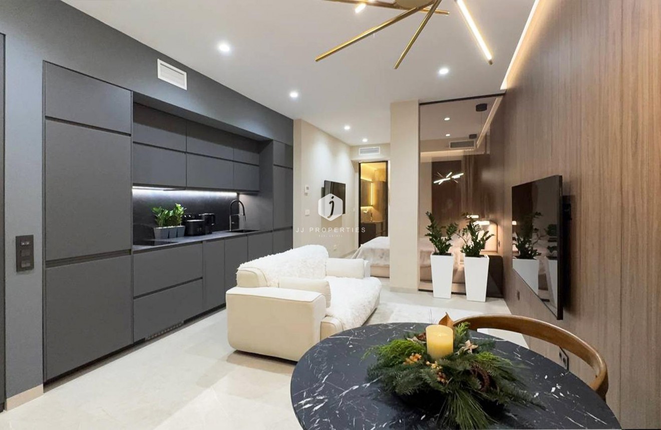 Segunda mano - Apartamento / piso -
Torrevieja - Playa de los Locos