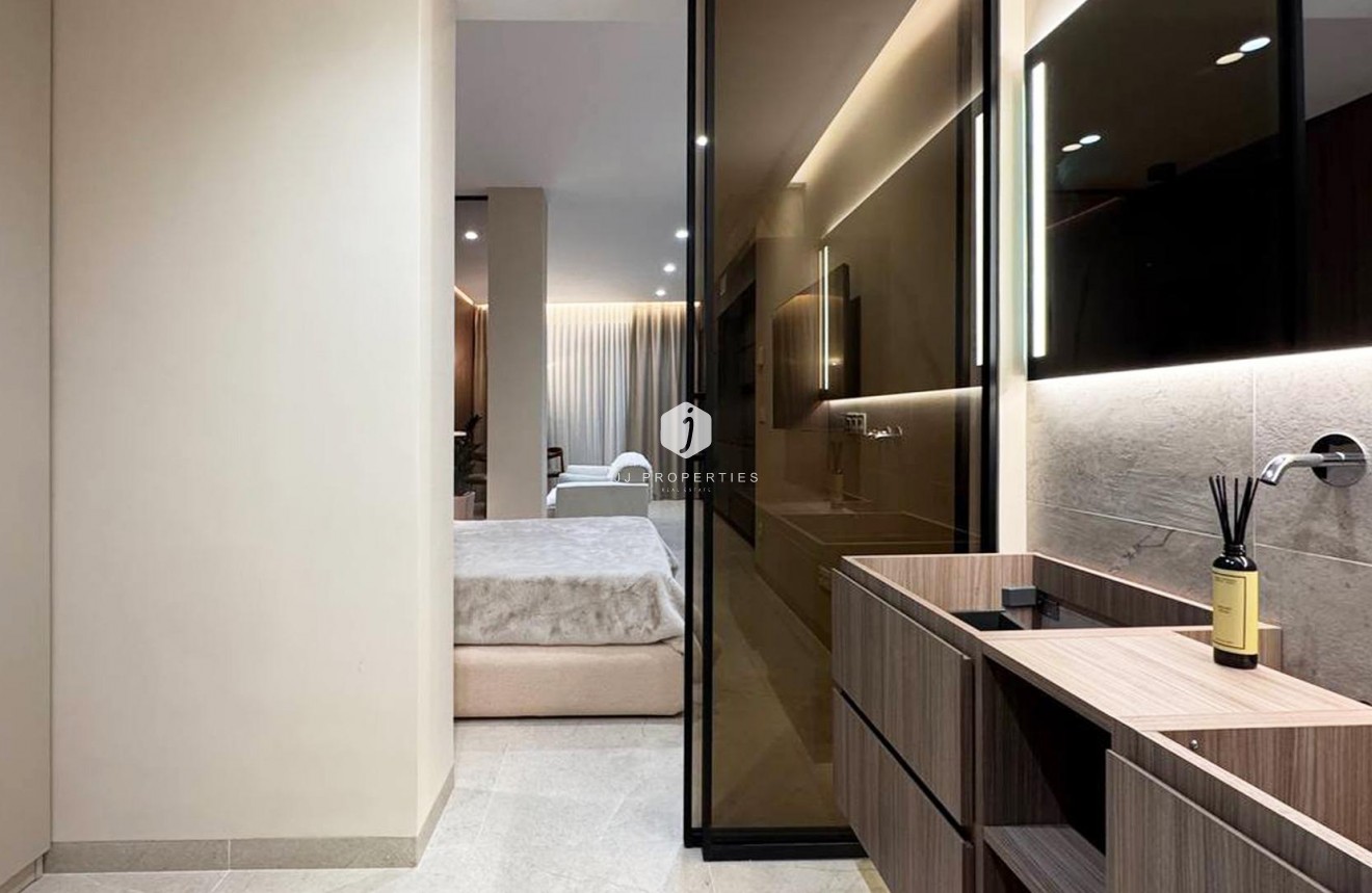 Segunda mano - Apartamento / piso -
Torrevieja - Playa de los Locos