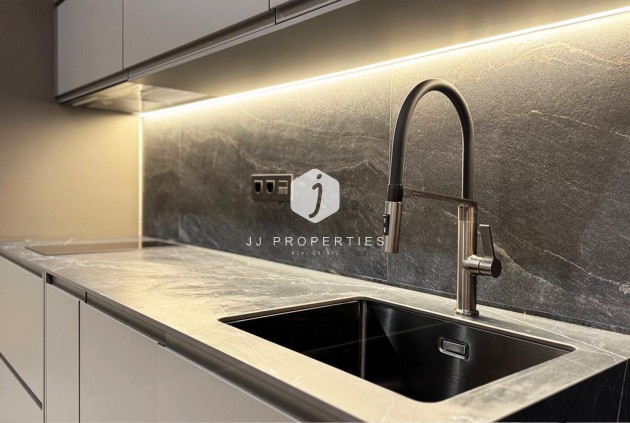 Segunda mano - Apartamento / piso -
Torrevieja - Playa de los Locos