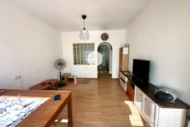 Segunda mano - Apartamento / piso -
Torrevieja - Estacion de autobuses