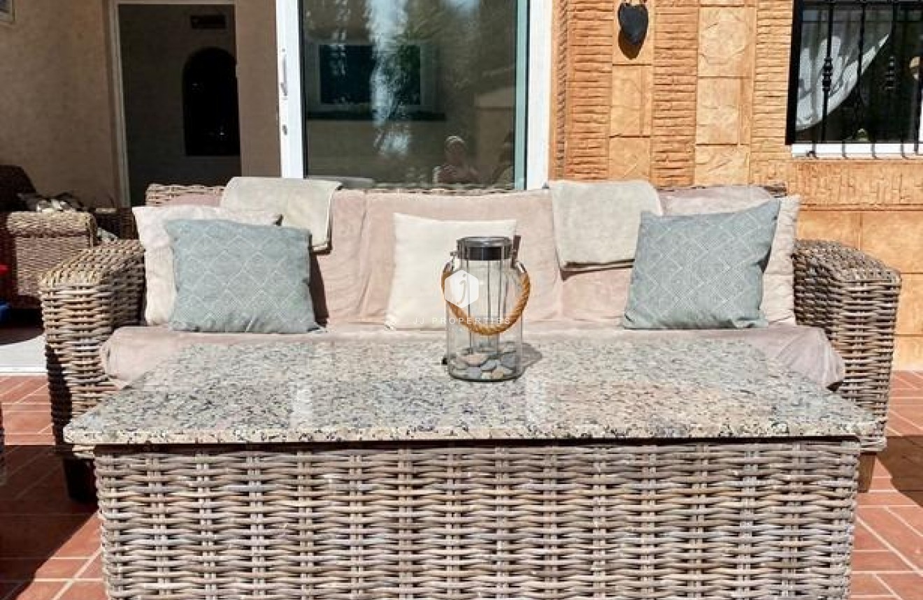 Resale - Villa -
Albatera - Campo De Albatera