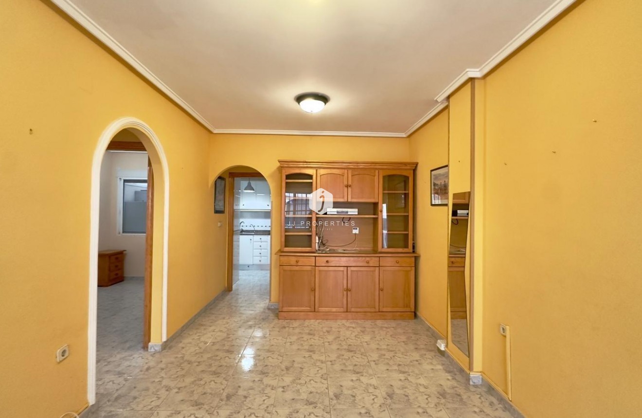 Segunda mano - Apartamento / piso -
Torrevieja - La Mata Pueblo