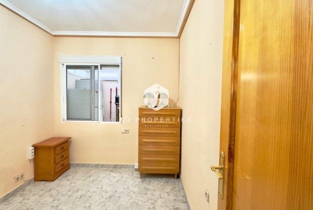 Segunda mano - Apartamento / piso -
Torrevieja - La Mata Pueblo