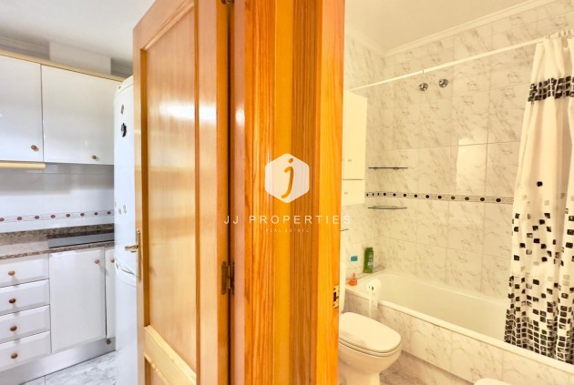 Segunda mano - Apartamento / piso -
Torrevieja - La Mata Pueblo