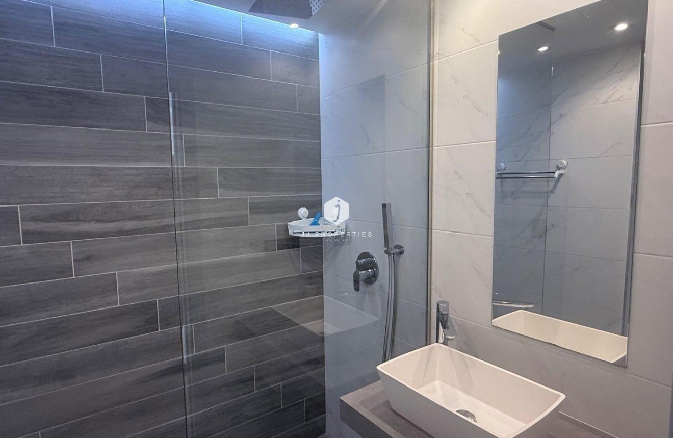 Segunda mano - Bungalow -
Guardamar del Segura - Oasis Beach