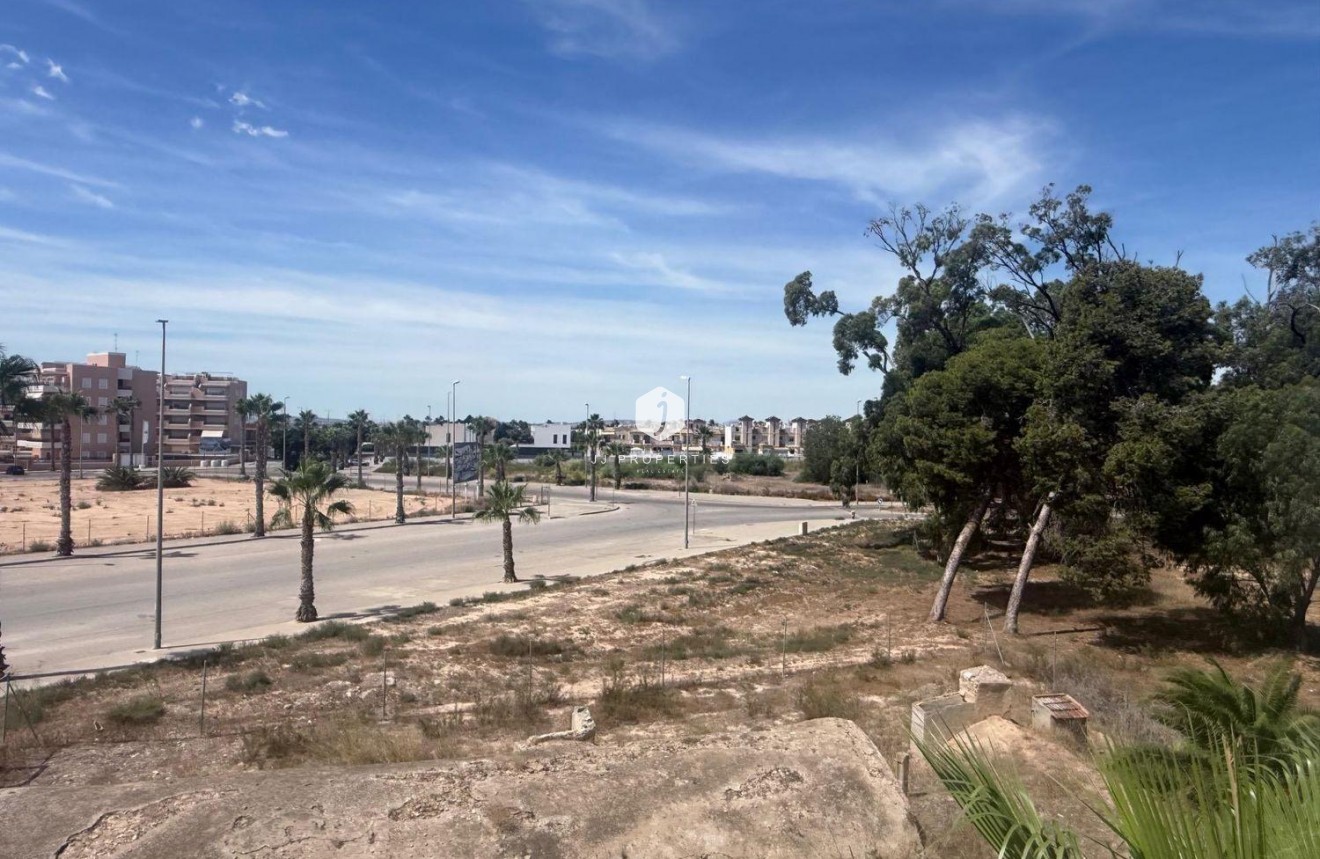 Segunda mano - Bungalow -
Guardamar del Segura - Oasis Beach