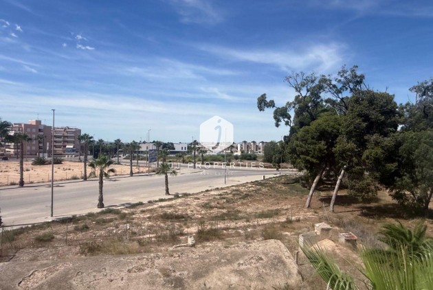 Segunda mano - Bungalow -
Guardamar del Segura - Oasis Beach