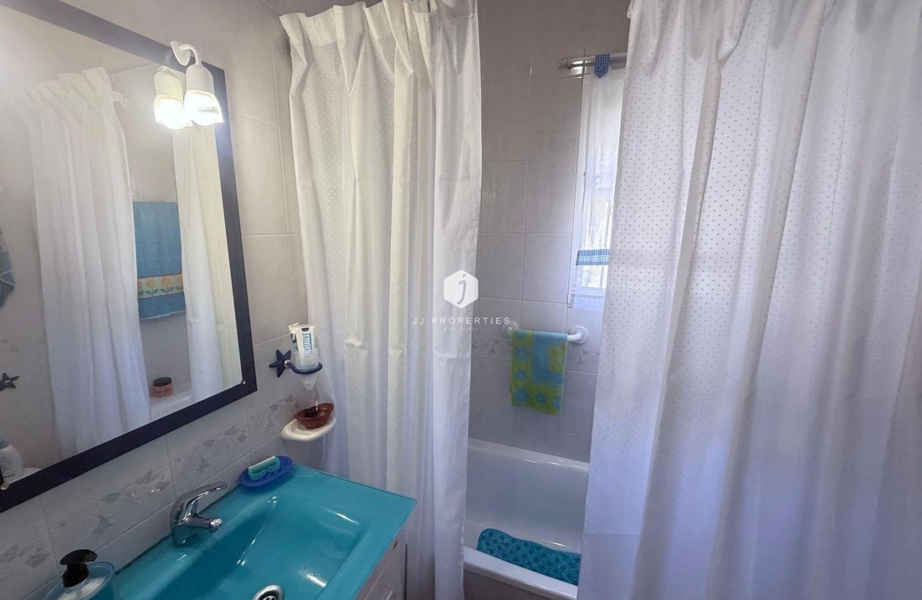 Segunda mano - Bungalow -
Orihuela Costa - Los Almendros-la Florida