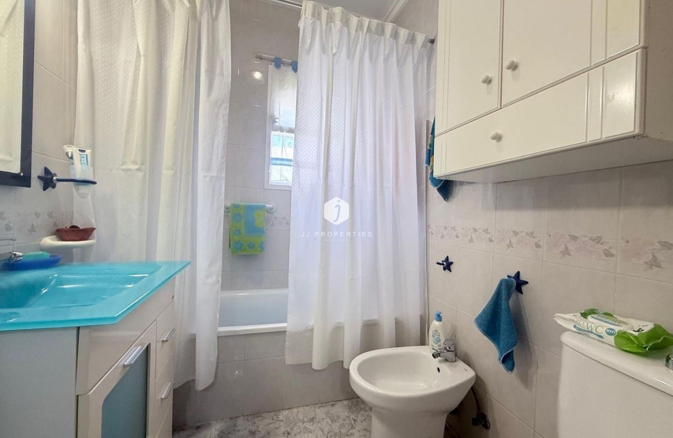 Segunda mano - Bungalow -
Orihuela Costa - Los Almendros-la Florida