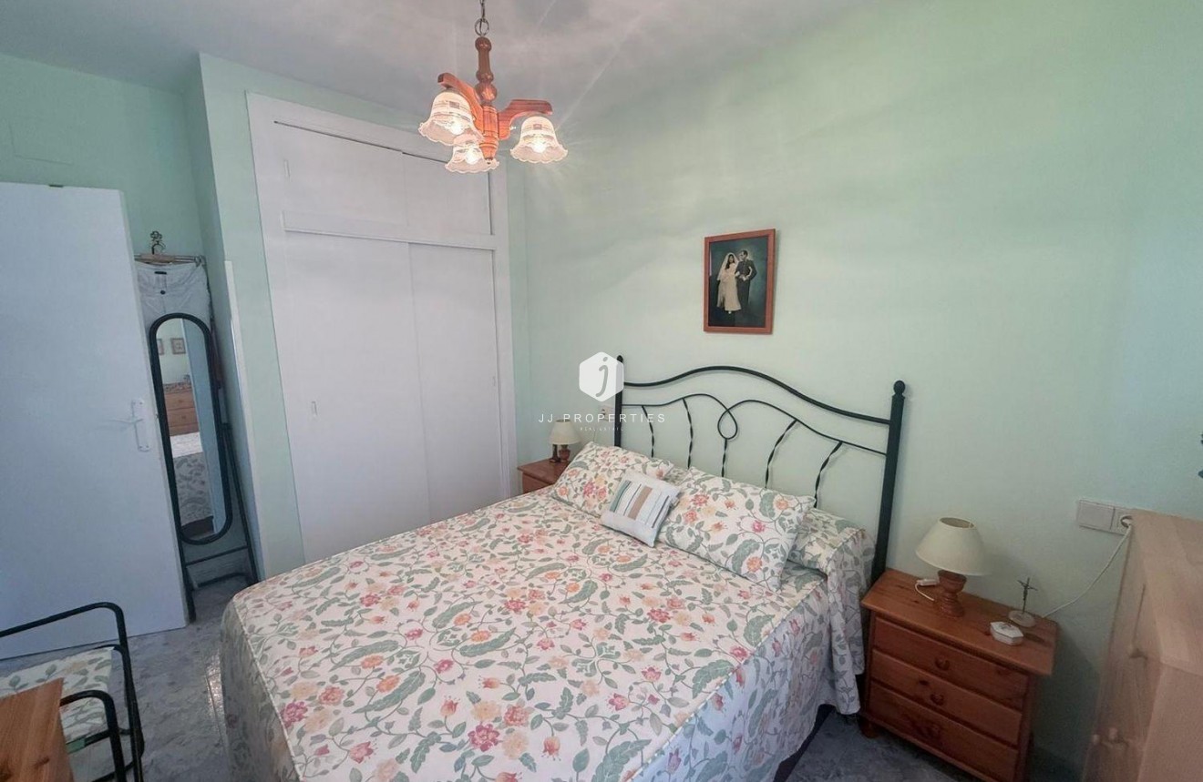 Segunda mano - Bungalow -
Orihuela Costa - Los Almendros-la Florida