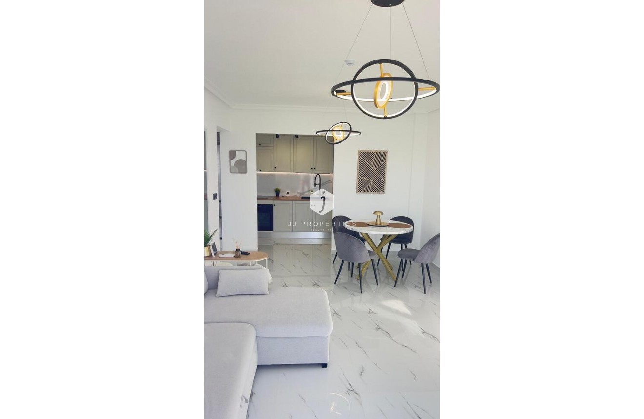 Segunda mano - Apartamento / piso -
Orihuela Costa - Costa Blanca