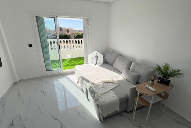 Segunda mano - Apartamento / piso -
Orihuela Costa - Costa Blanca