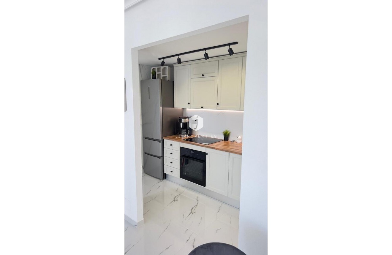 Segunda mano - Apartamento / piso -
Orihuela Costa - Costa Blanca