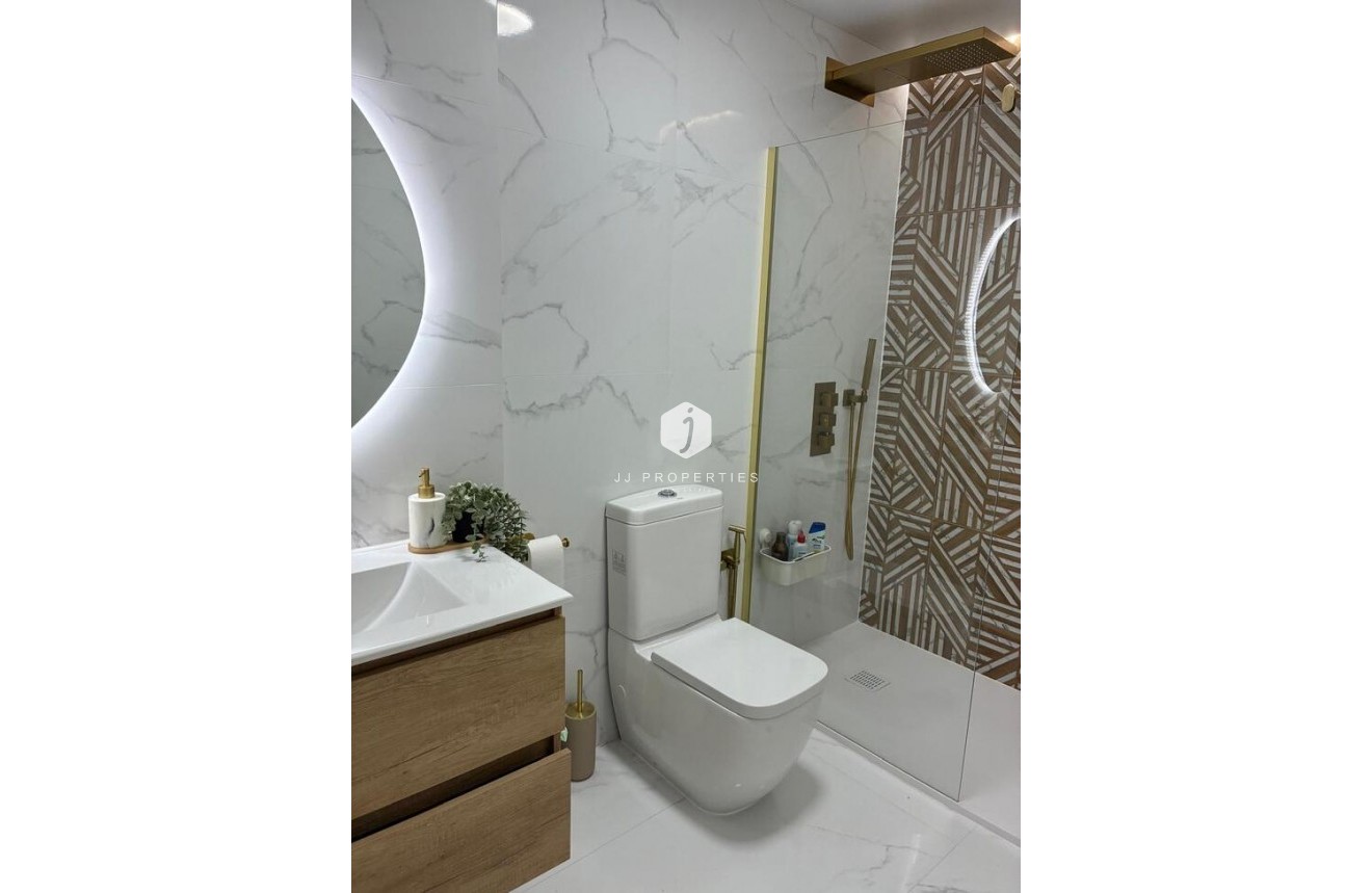 Segunda mano - Apartamento / piso -
Orihuela Costa - Costa Blanca