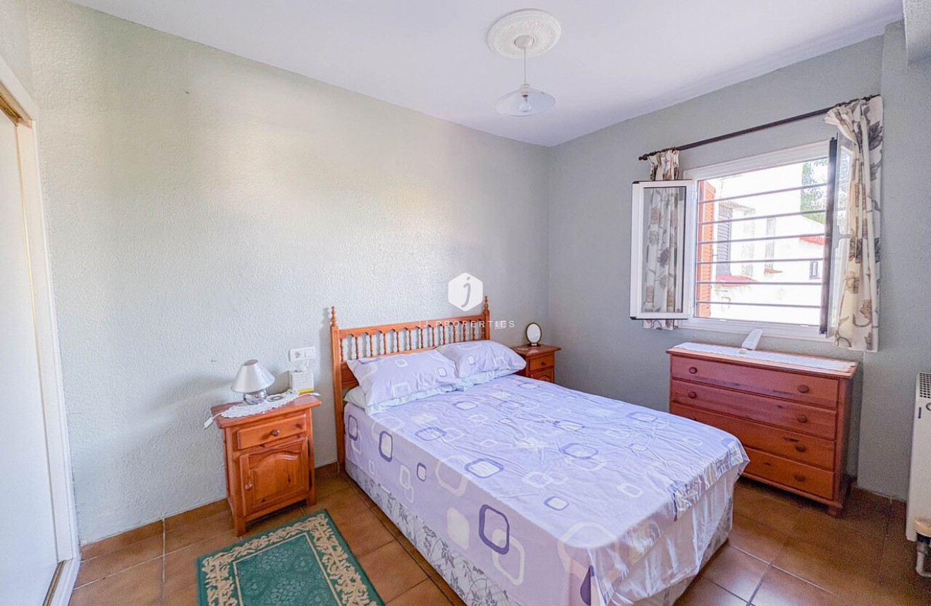 Resale - Villa -
Los Balcones - Costa Blanca