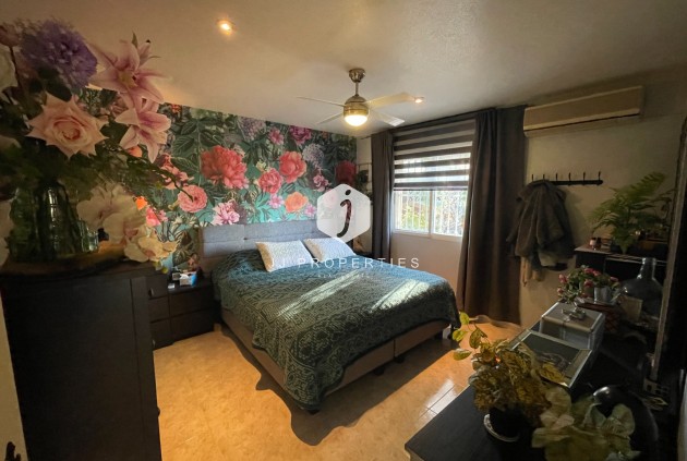 Resale - Villa -
Benijofar - Costa Blanca