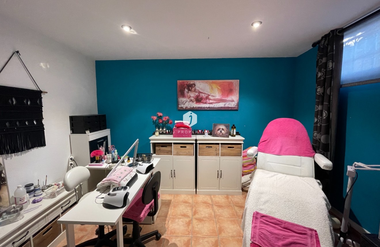 Resale - Villa -
Benijofar - Costa Blanca