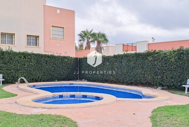 Segunda mano - Chalet -
Torrevieja - Parque Acuático - Sector 25