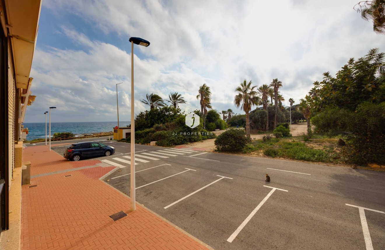 Resale - Apartment / flat -
Torrevieja - Cabo cervera