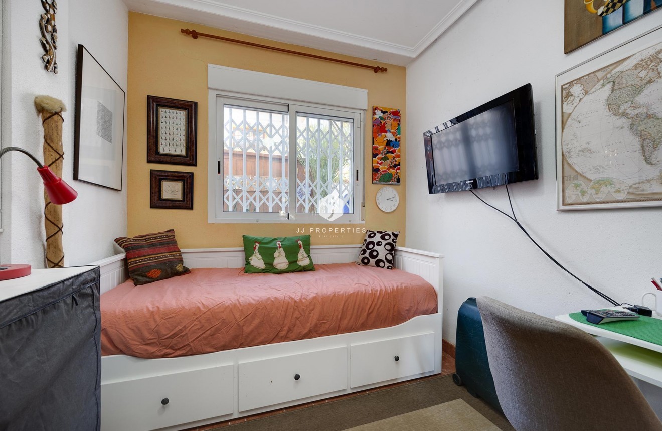 Segunda mano - Villa -
Orihuela Costa - Costa Blanca