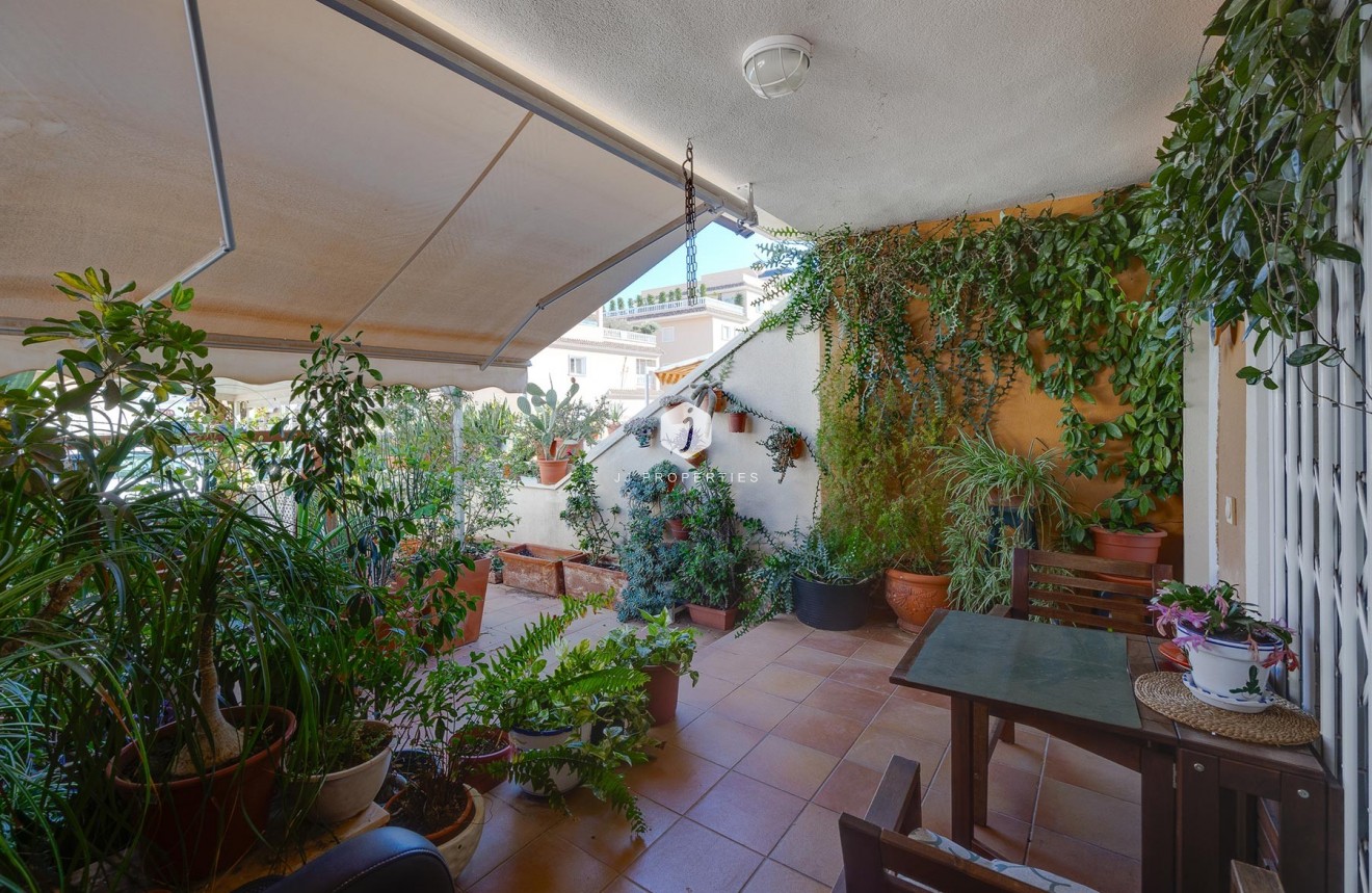 Segunda mano - Villa -
Orihuela Costa - Costa Blanca