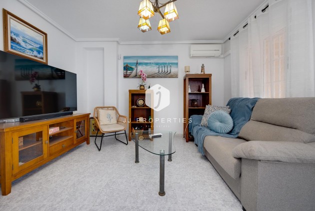 Segunda mano - Villa -
Torrevieja - Costa Blanca