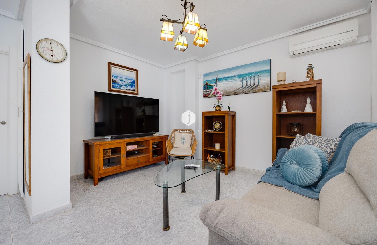 Segunda mano - Villa -
Torrevieja - Costa Blanca