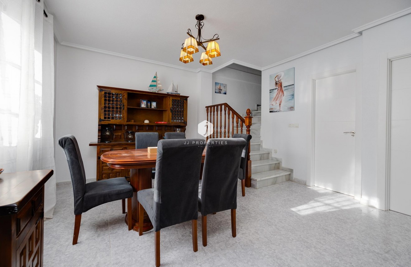 Segunda mano - Villa -
Torrevieja - Costa Blanca