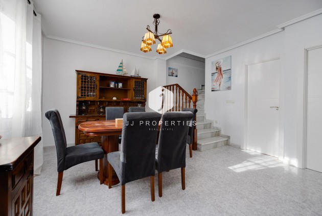 Segunda mano - Villa -
Torrevieja - Costa Blanca