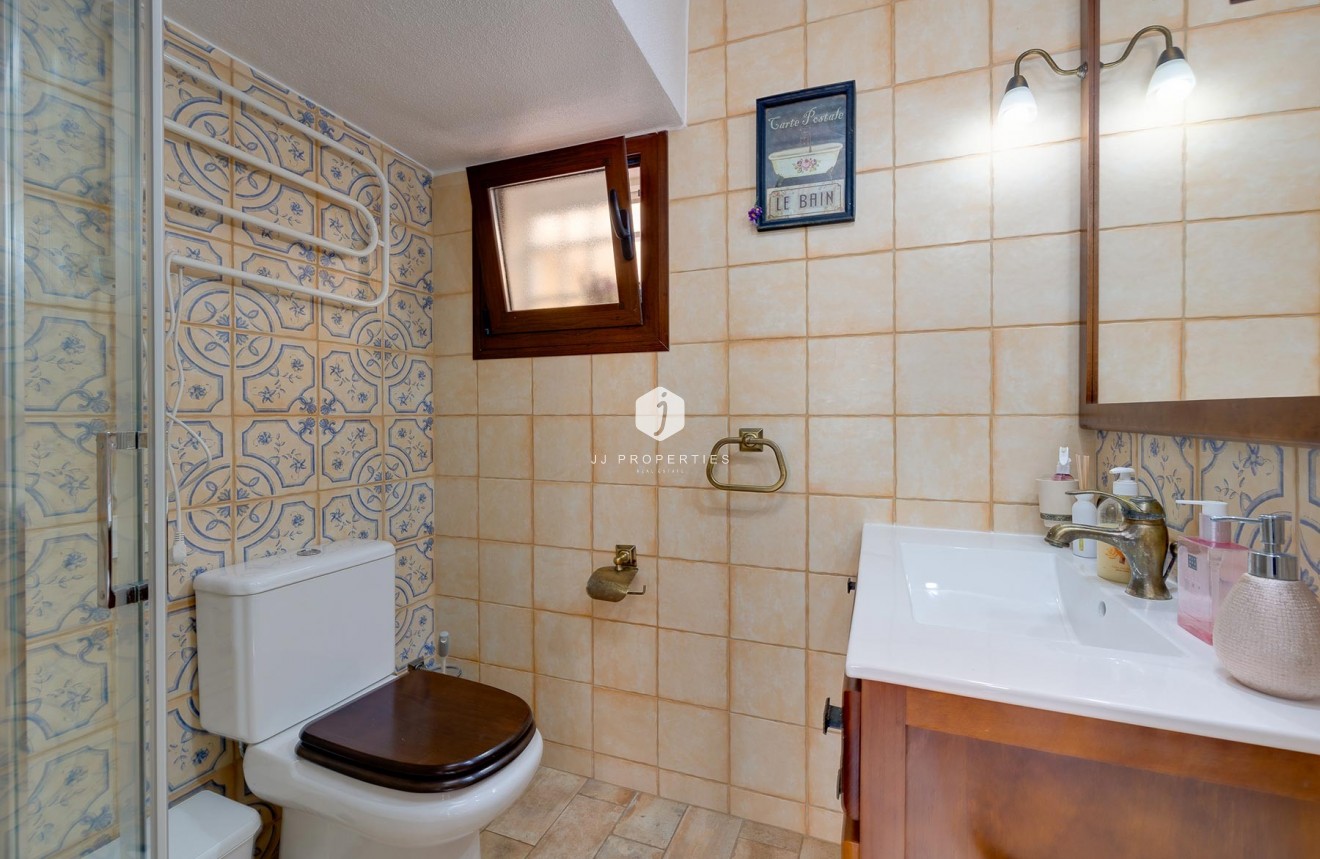 Segunda mano - Villa -
Torrevieja - Costa Blanca