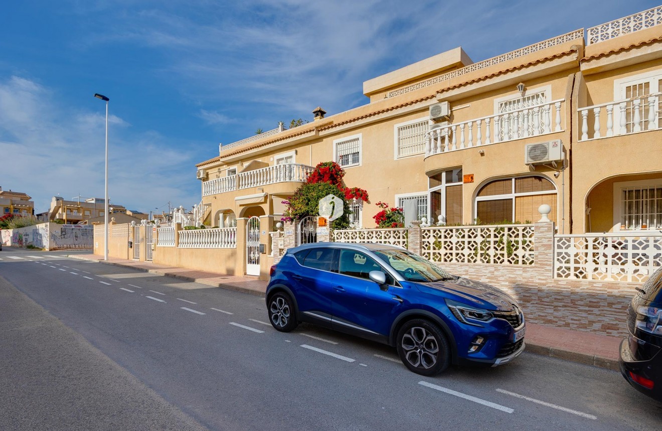 Segunda mano - Villa -
Torrevieja - Costa Blanca