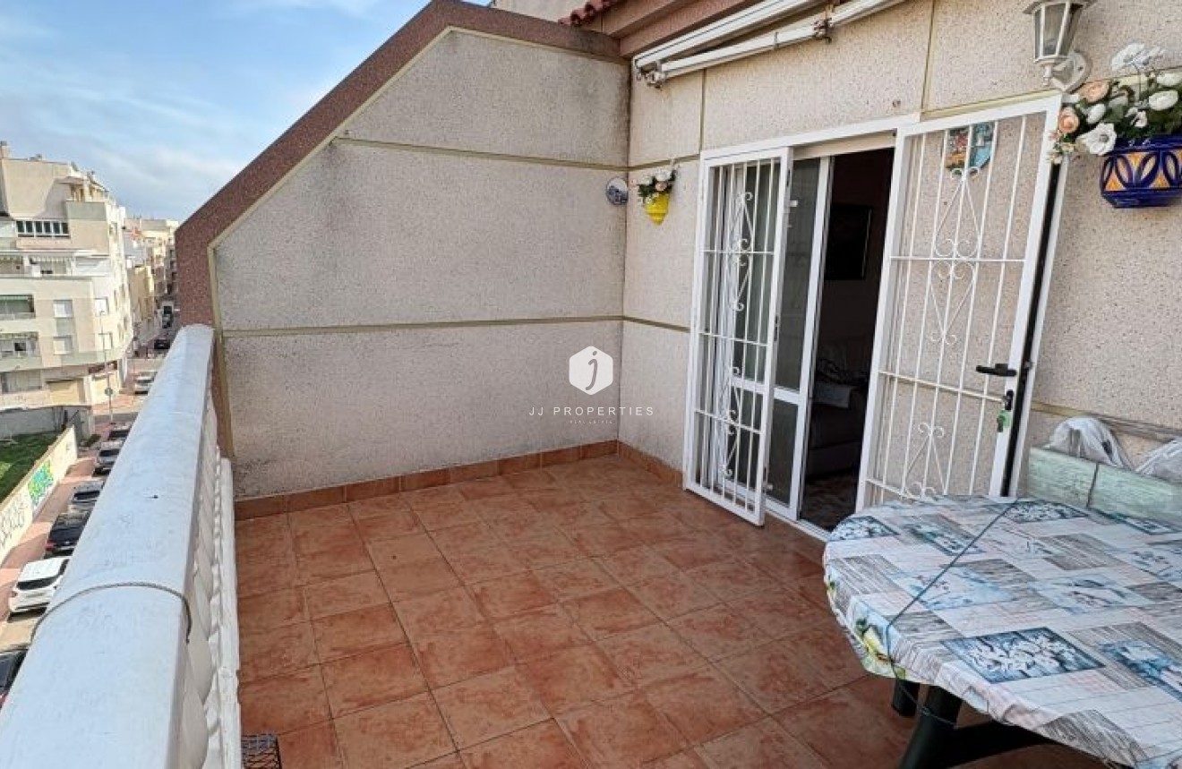 Resale - Apartment / flat -
Torrevieja - Costa Blanca