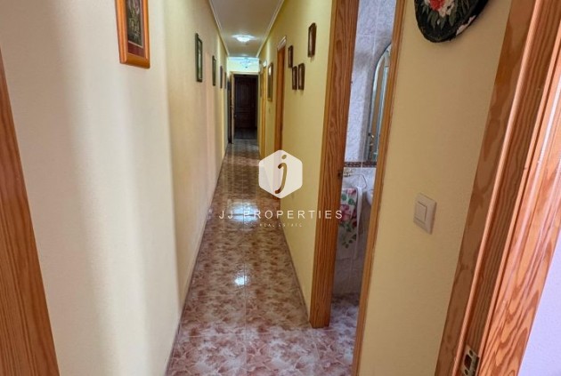 Resale - Apartment / flat -
Torrevieja - Costa Blanca