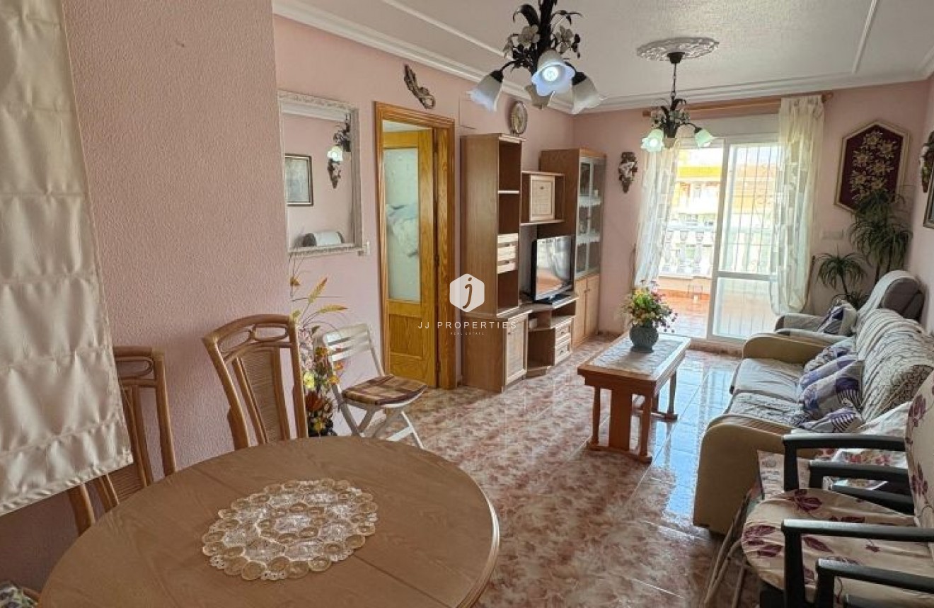 Resale - Apartment / flat -
Torrevieja - Costa Blanca