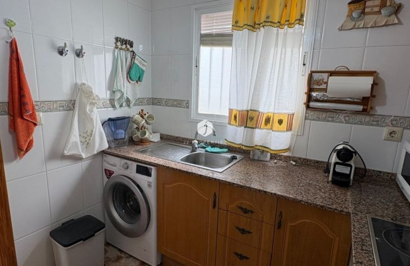 Resale - Apartment / flat -
Torrevieja - Costa Blanca